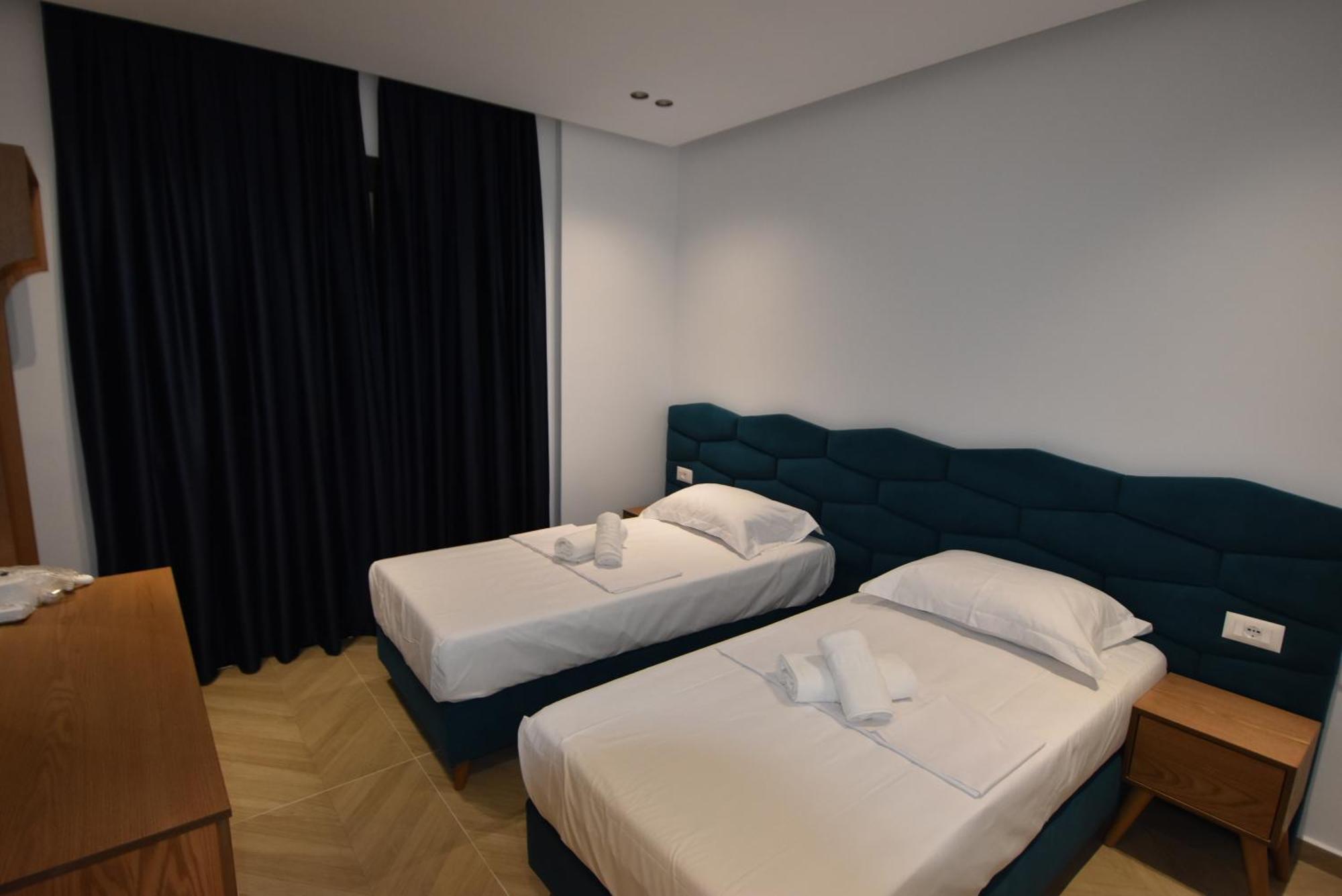 Agimi Hotel คซามิล ภายนอก รูปภาพ